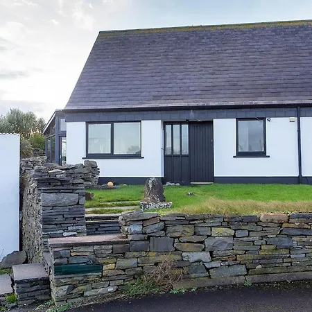 Castle View No 1 * Liscannor