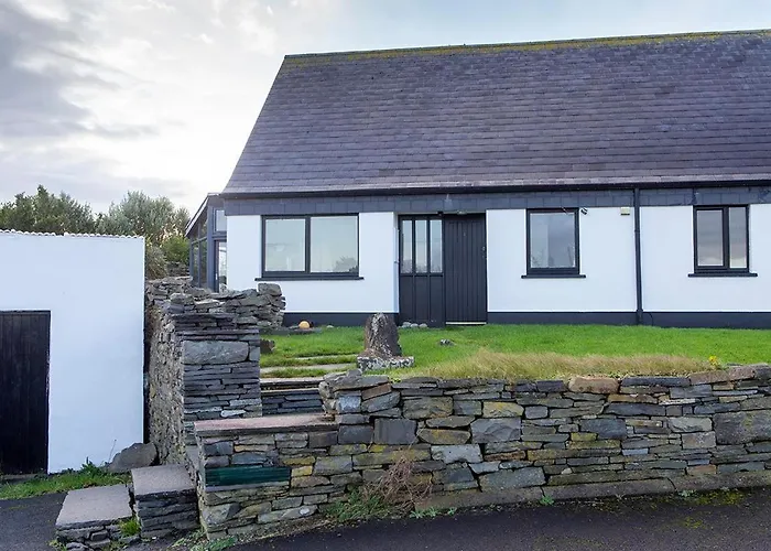 Castle View No 1 * Liscannor